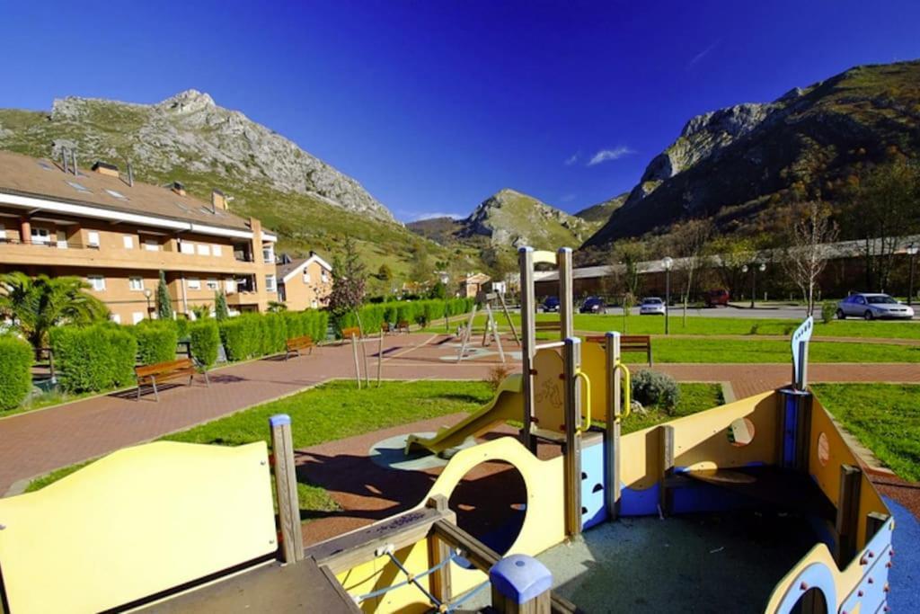 El Angliru 3 Apartman Santa Eulalia de Morcin Kültér fotó